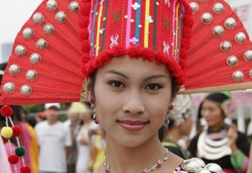 景頗族的傳統(tǒng)節(jié)日,景頗族的風俗慣