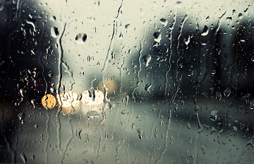 關(guān)于雨的傷感句子