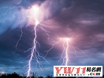 夢(mèng)見(jiàn)閃電