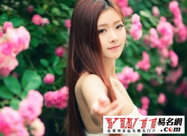 時(shí)尚經(jīng)典的二字昵稱(chēng)：°淺吻﹌